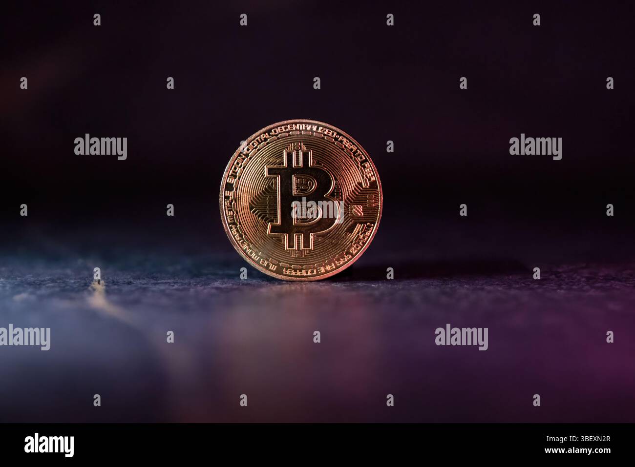 Glow finance hi-res stock photography and images - Alamy