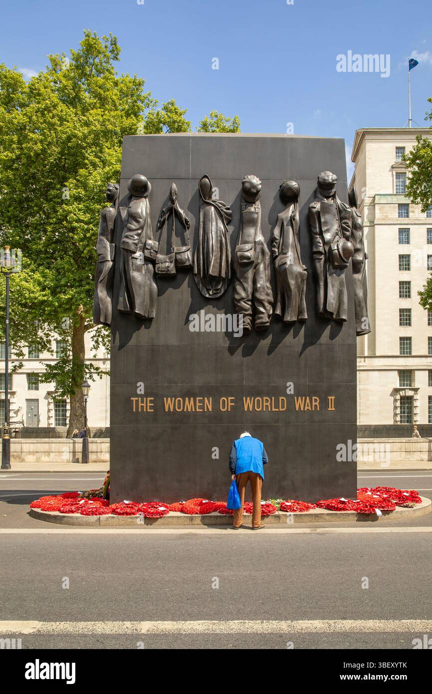 The national monument to the women of world war ii hi-res stock ...