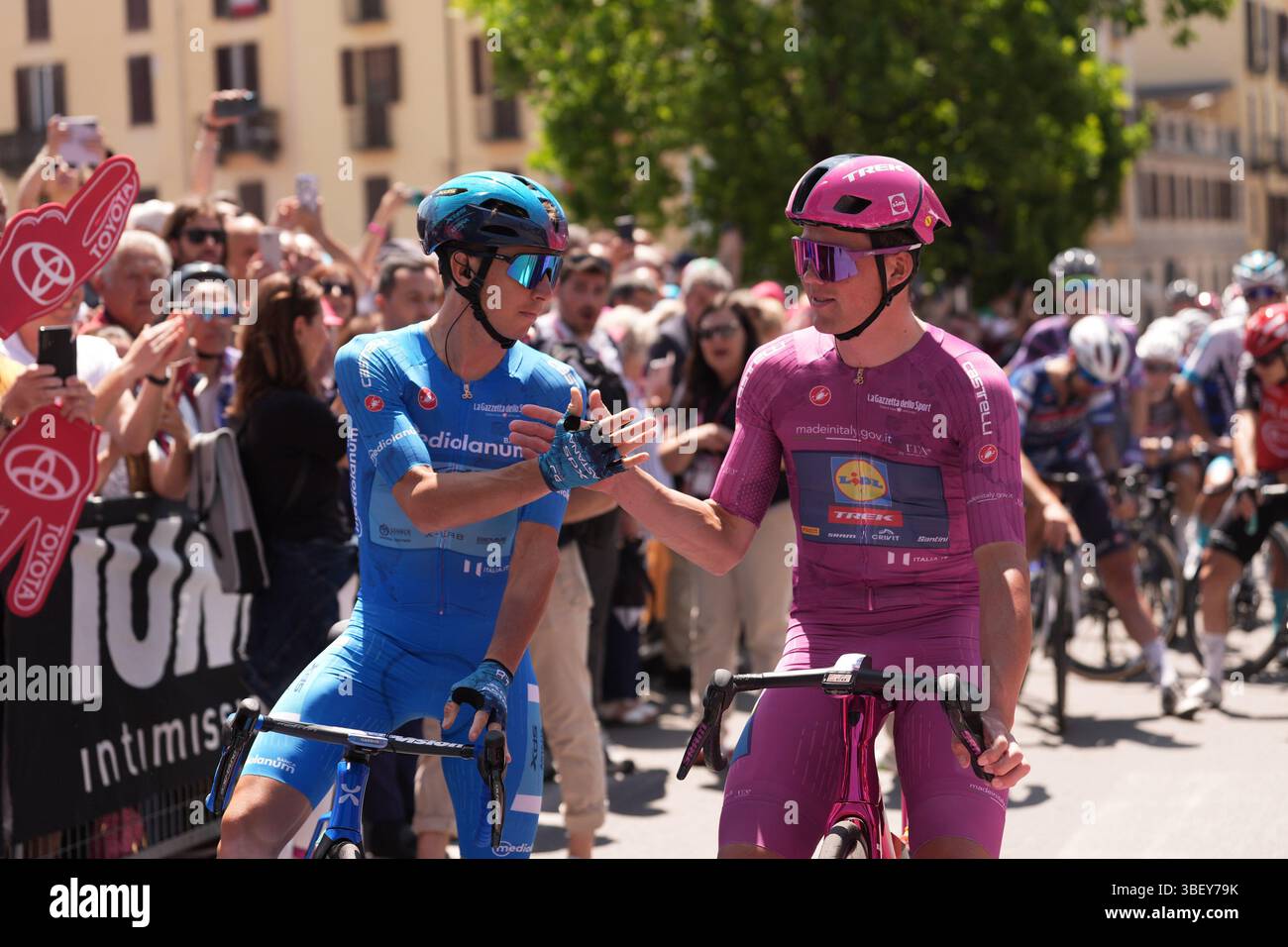 Lorenzo Fortunato – the Maglia Azzurra of the Giro d'Italia