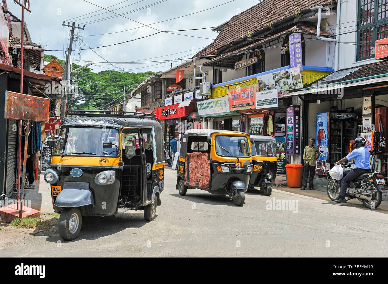 Auto-rickshaw in Princess Street, Fort Kochi, Kochi or Cochin, Kerala ...