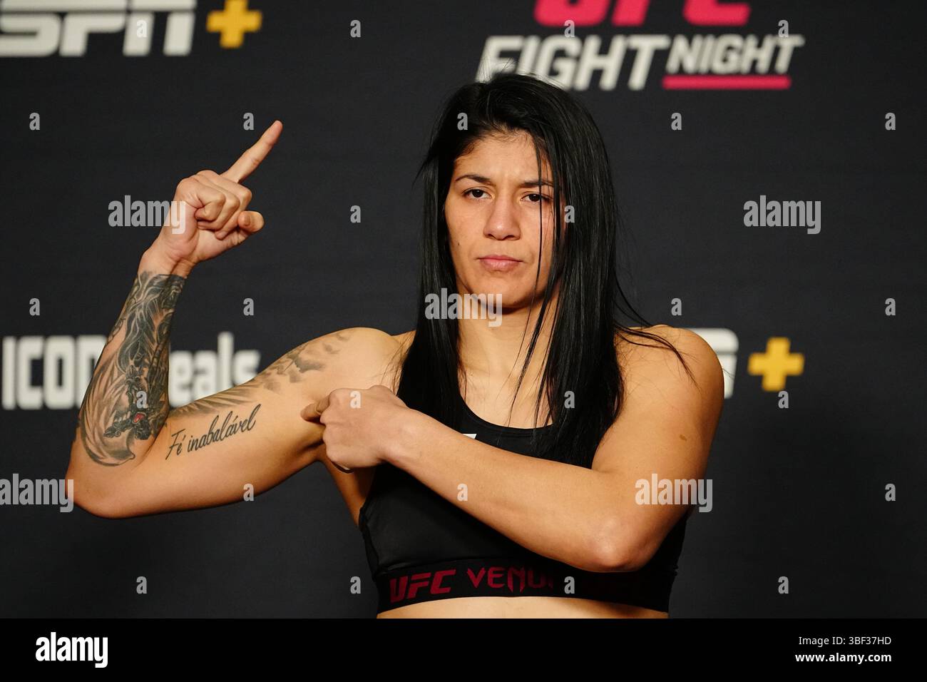 May 30 2025 Las Vegas Nevada Las Vegas Nv United States LAS May 30 2025 Las Vegas Nevada Las Vegas Nv United States Las Vegas Nv May 30ketlen Vieira Steps On The Scale For The Official Weigh Ins At Ufc Fight Night Blanchfield Vs Barber At Nyny Hotel And Casino On May 30 2025 In Las Vegas Nevada Photo By Louis Credit Image Louis Grassepx Imagens Via Zuma Press Wire Editorial Usage Only! Not For Commercial Usage! 3BF37HD 