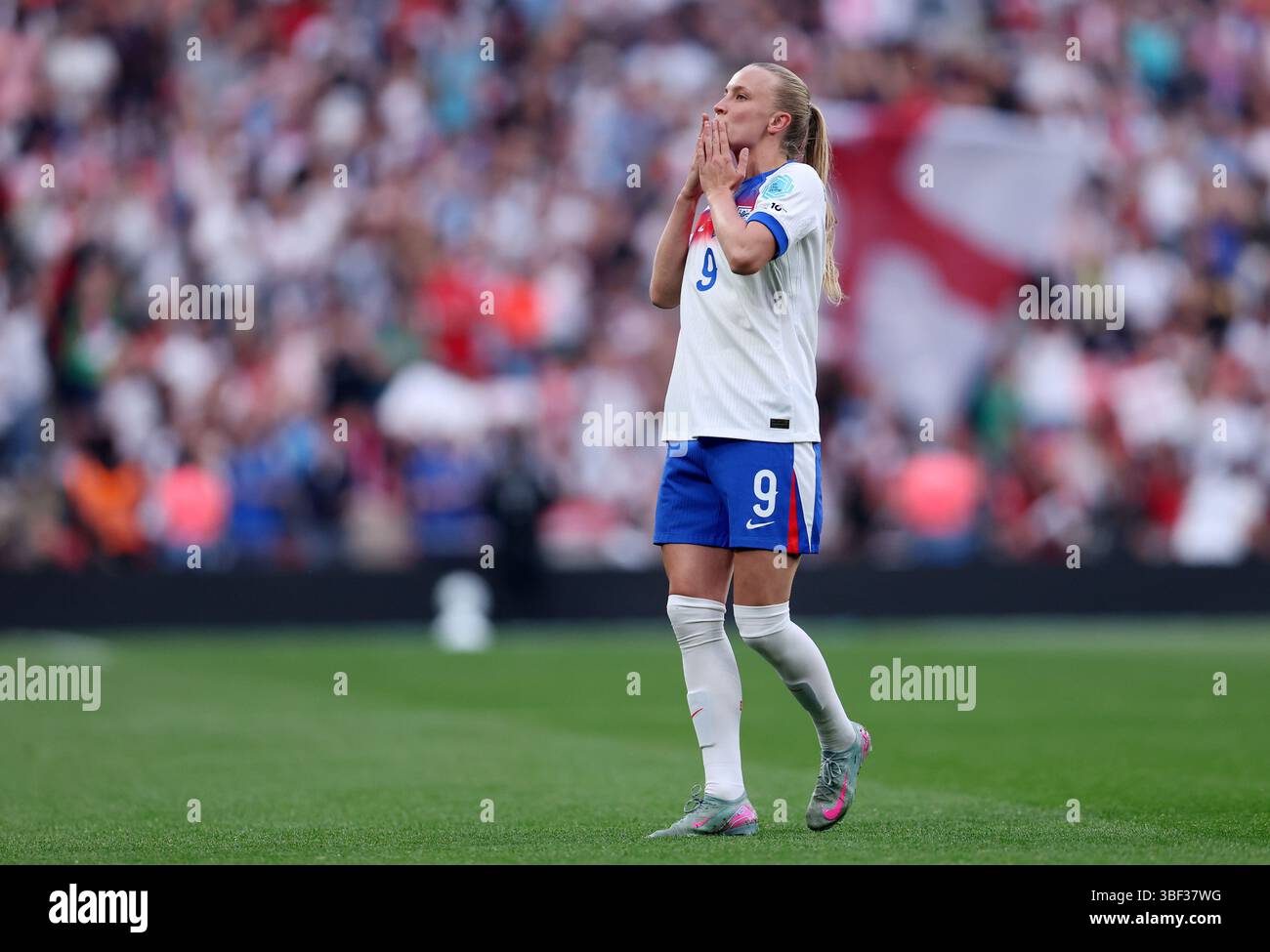 London, England, 30th May 2025. Aggie Beever-Jones of the England ...