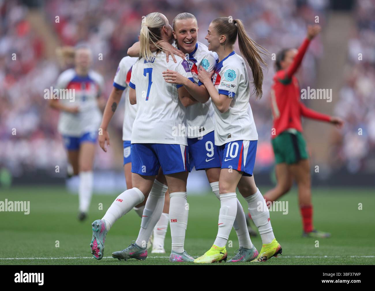 London, England, 30th May 2025. Aggie Beever-Jones of the England ...