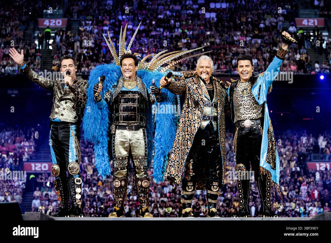 Topper Gerard AMSTERDAM - Jeroen van der Boom, Gerard Joling, René Froger and Jan ...