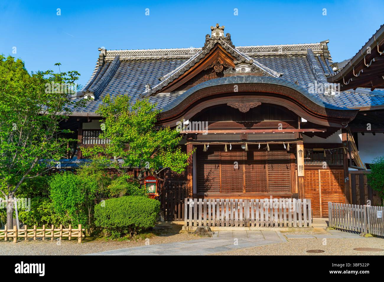 Yasaka Shrine (Gion Shrine), a Shinto shrine in Kyoto, Japan Stock ...
