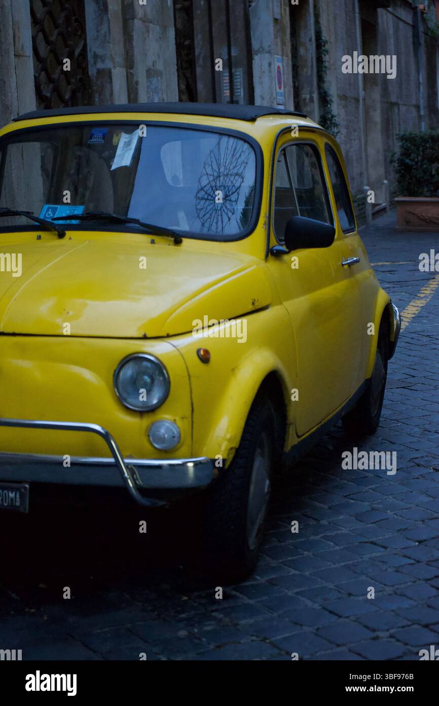 Milan to rome train hi-res stock photography and images - Alamy