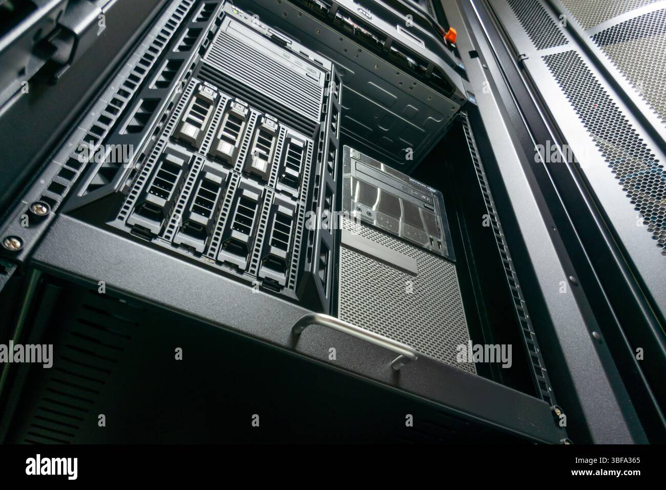 Operational Data Rack Operational data hi-res stock photography and images - Alamy