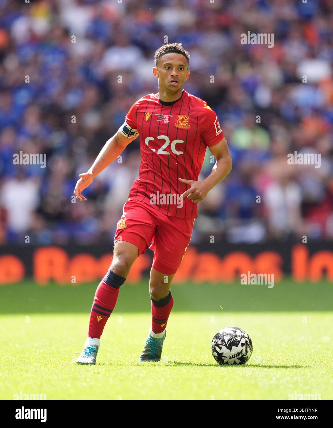 Southend United's Nathan Ralph during the Vanarama National League play ...