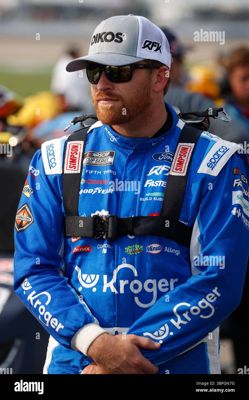 LEBANON, TN - MAY 31: Chris Buescher (#17 RFK Racing Kroger / OIKOS ...