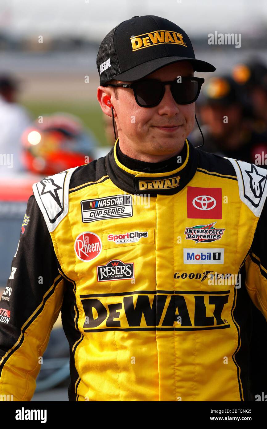 LEBANON, TN - MAY 31: Christopher Bell (#20 Joe Gibbs Racing DEWALT ...