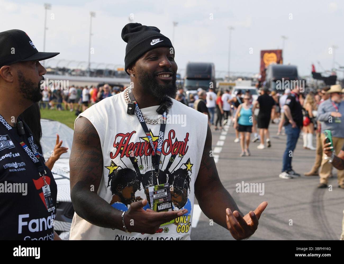 NASHVILLE, TN JUNE 01 Dez Bryant looks on prior to the running of
