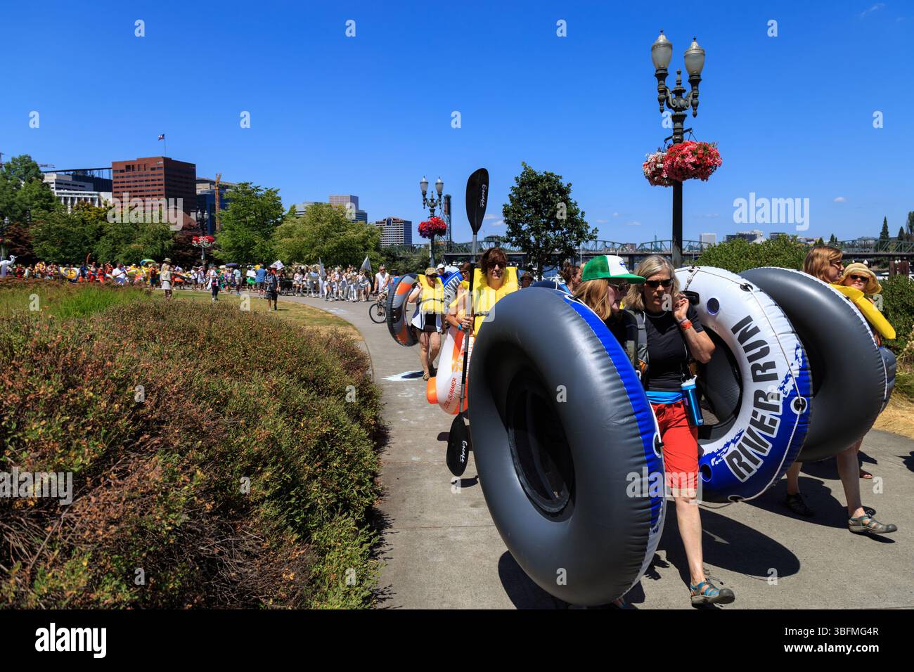 The Big Float, Portland, Oregon - July 15th 2017: People carry inner ...
