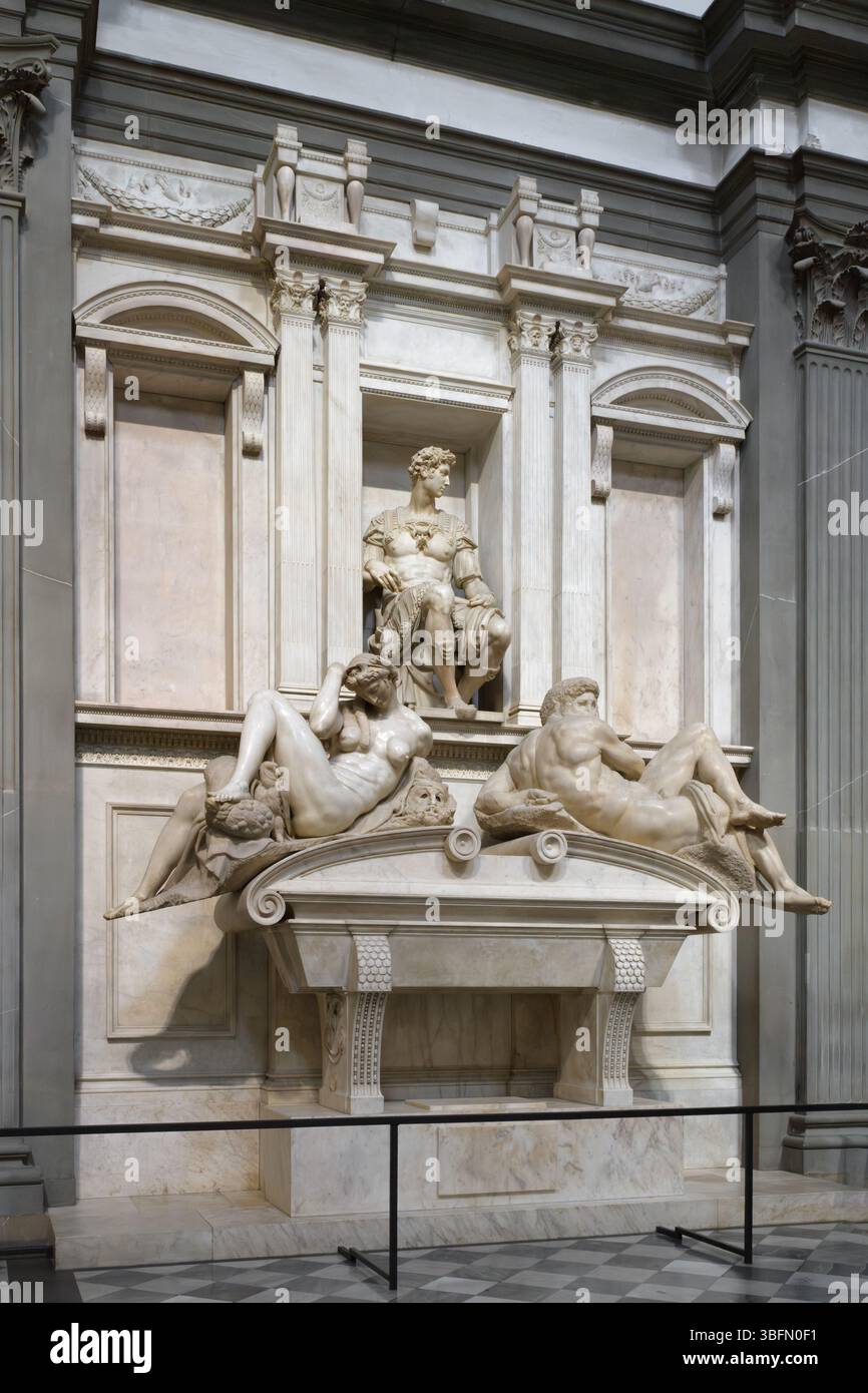 Giuliano de medici michelangelo tomb hi-res stock photography and
