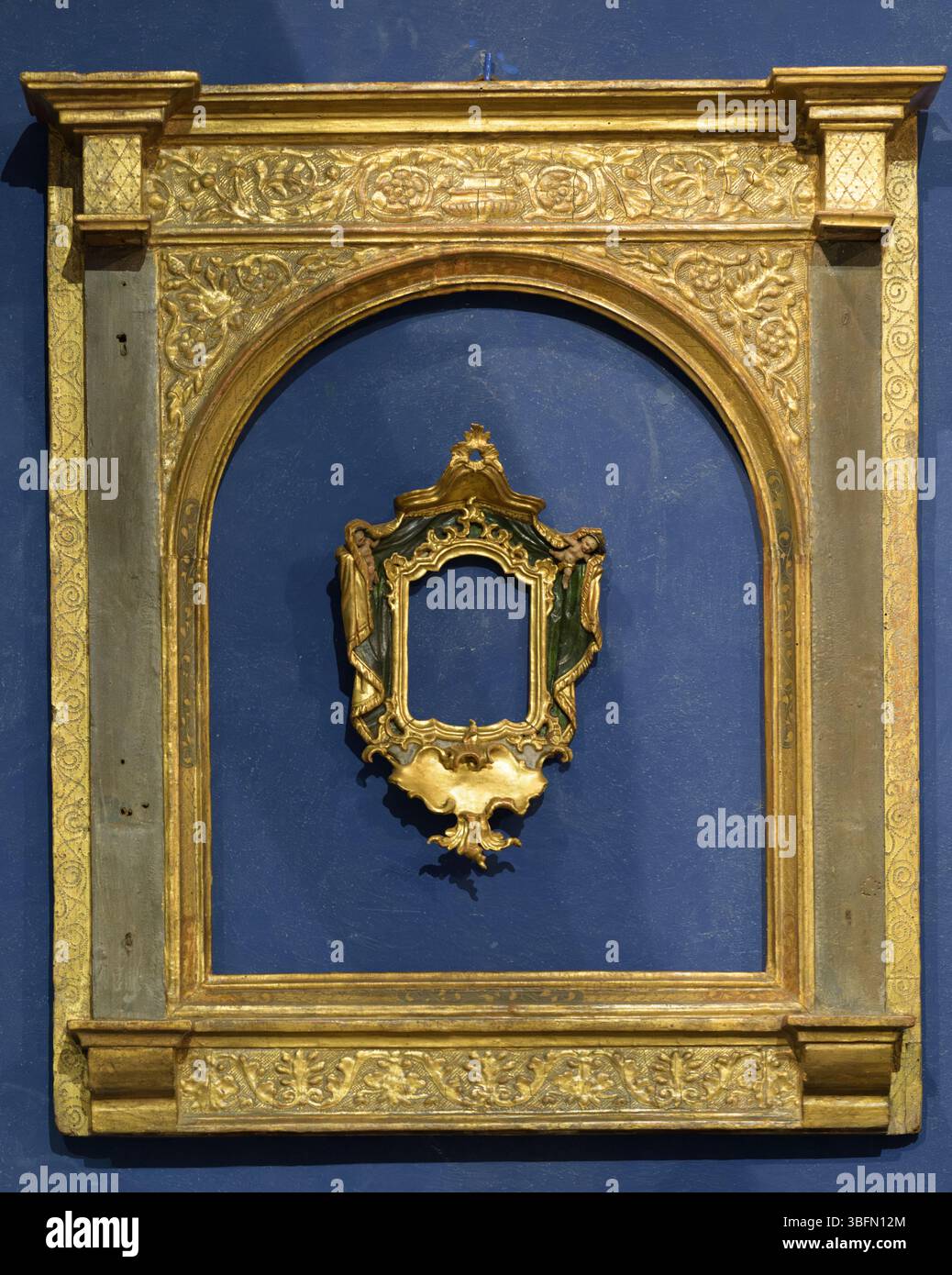 Gilded wooden frame with floral ornamentation from Museo Stefano ...