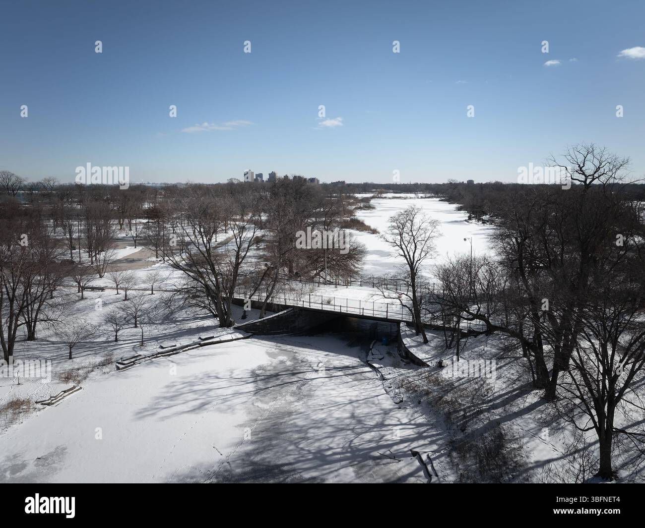 Birds eye aerial view bridge hi-res stock photography and images - Alamy