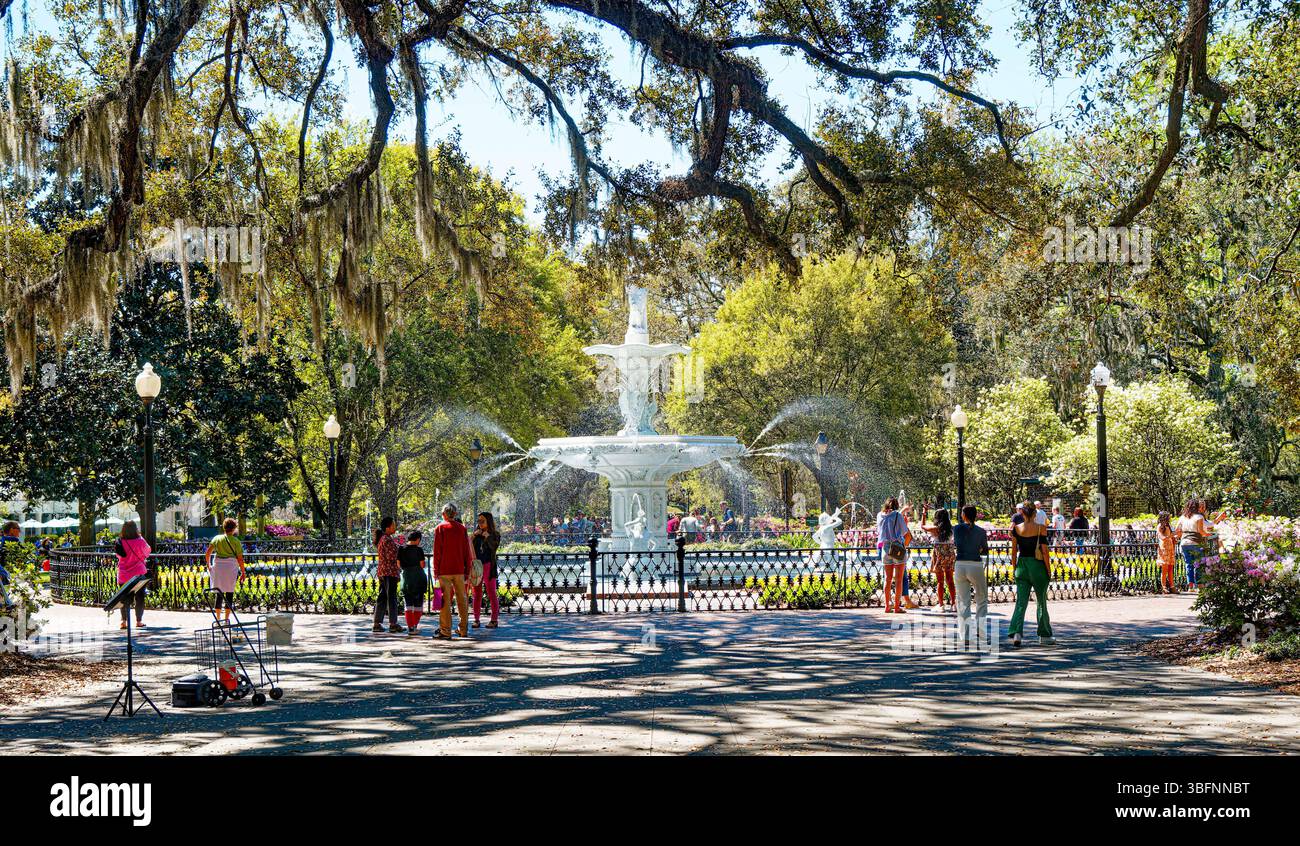 SAVANNAH, GEORGIA - March 22, 2025 Views of Famous Forsyth Park in ...