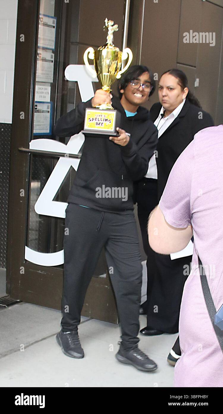 NEW YORK, NY JUNE 2 Faizan Zaki at Live with Kelly & Mark to talk NEW YORK, NY JUNE 2 Faizan Zaki at Live with Kelly & Mark to talk