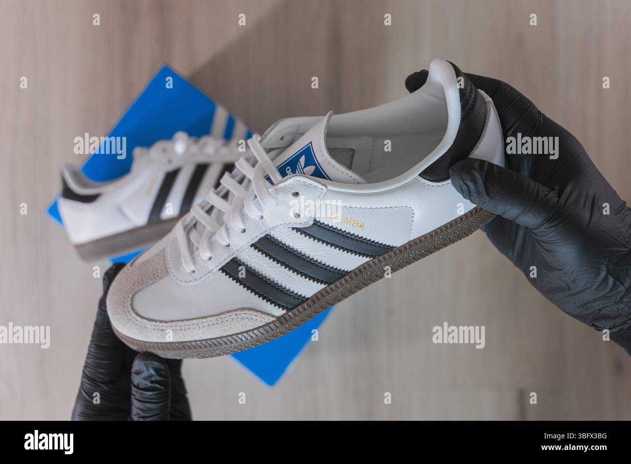 adidas gazelle silver green womens Men's adidas Samba Xlg 'Blue White Gum' 10.5 main image 1