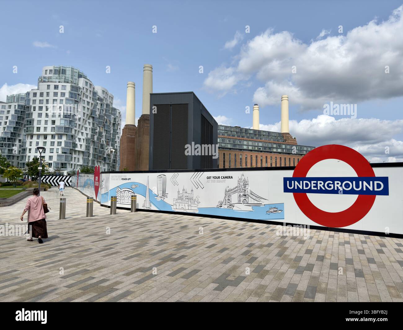 LONDON, UNITED KINGDOM – SEPTEMBER 25, 2023: A view of the Battersea Power Station and surrounding development. - Smartphone Captured Stock Image