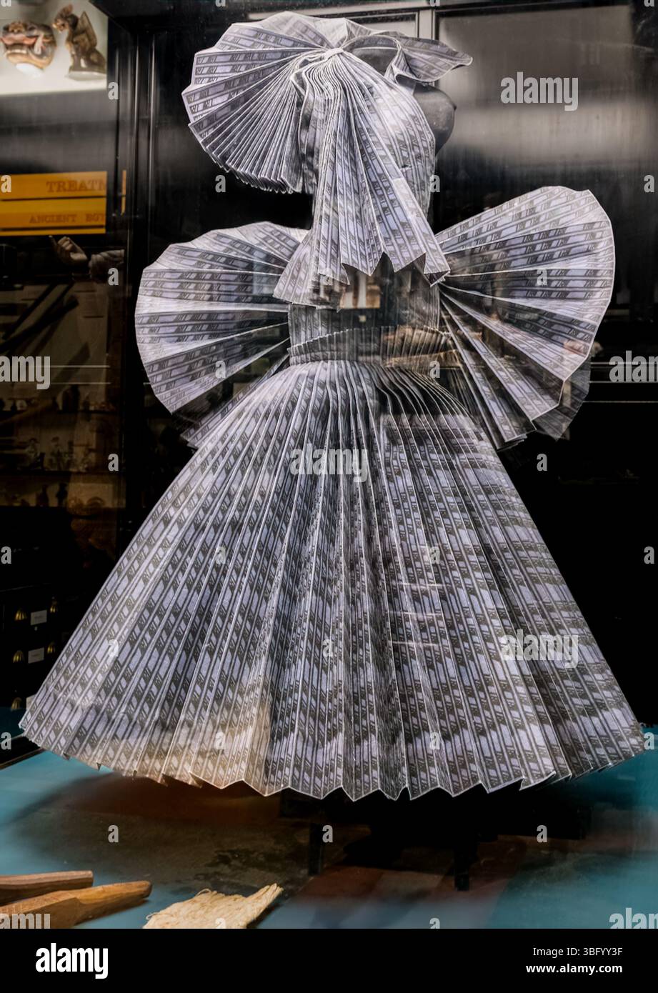 Pitt rivers museum cabinet hi-res stock photography and images - Alamy