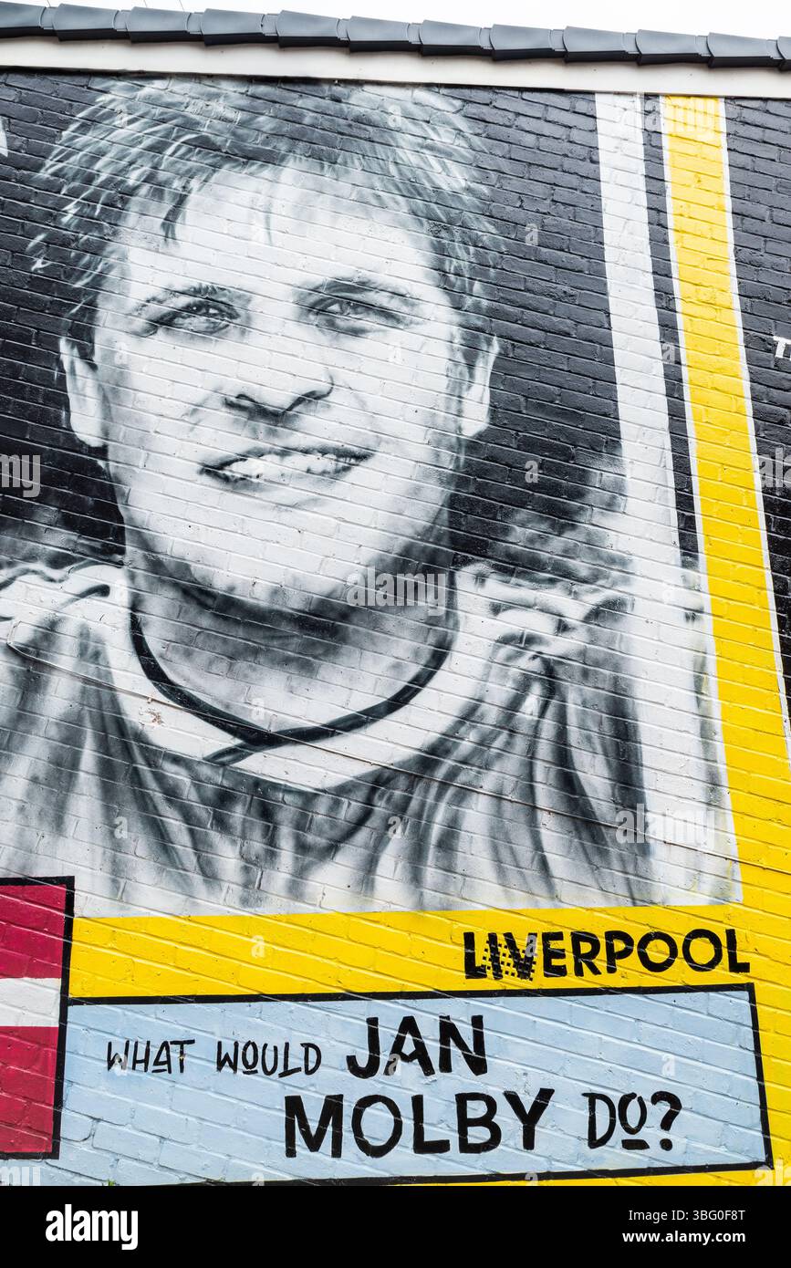 Jan Molby, Liverpool Football Player, 1984?1996, photo-call after