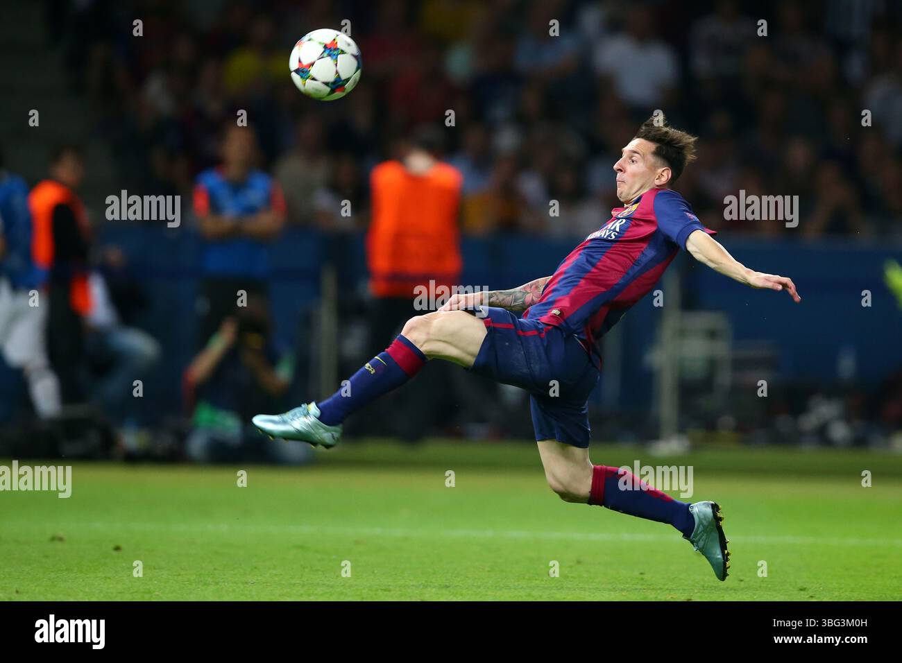 Messi 2015 champions league final hi-res stock photography and images ...