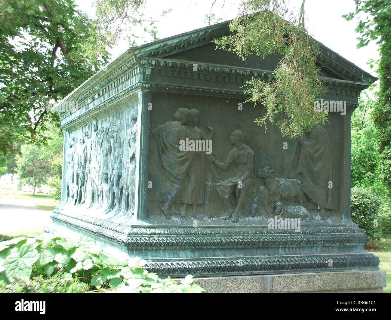 The photographs of the Frederick Schumacher Sarcophagus in Greenlawn ...