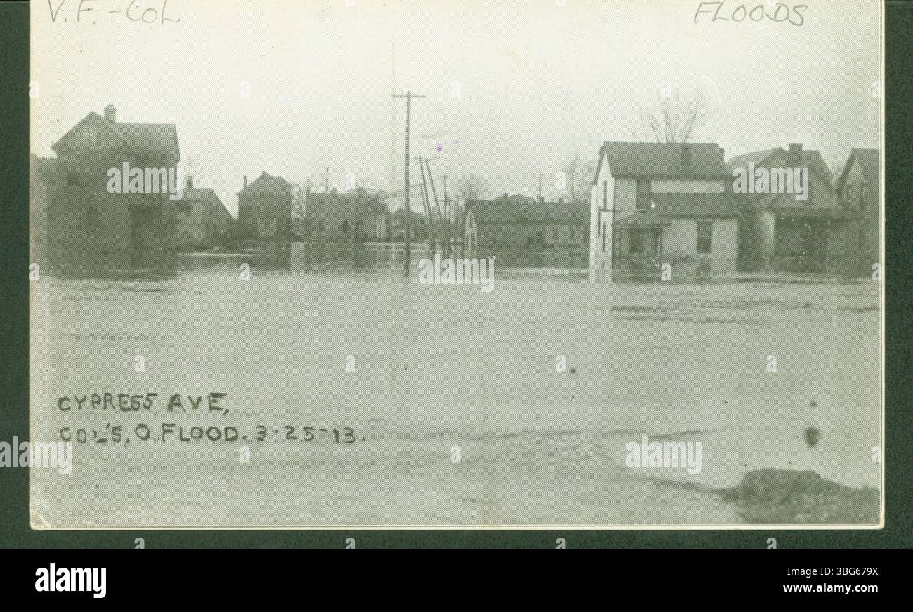 The 1913 flood in Columbus, Ohio, caused by the Scioto River overflow ...