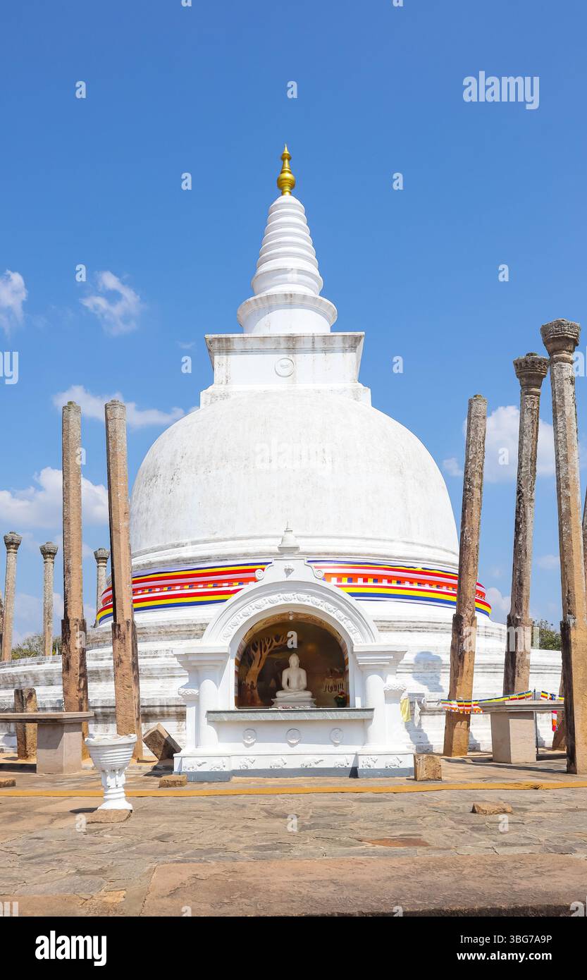 Sri Lanka, Anuradhapura, Thuparamaya, first Buddhist temple in Sri Lanka,  Buddhist Sacred City Stock Photo - Alamy, image size:833x1390