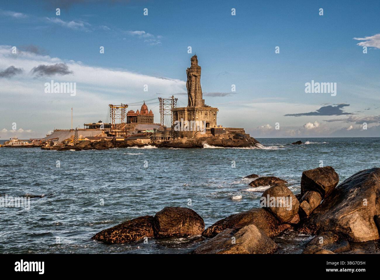 Swami Vivekananda Rock Memorial in Kanyakumari Stock Photo - Alamy