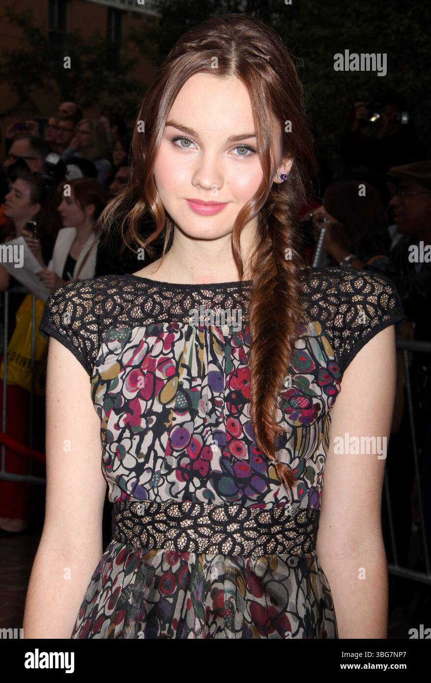 Liana liberato hi-res stock photography and images - Page 2 - Alamy, image size:877x1390