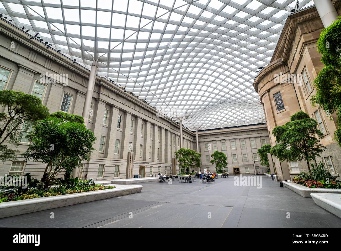 D c building courtyard dc dc hi-res stock photography and images - Alamy, image size:1300x956