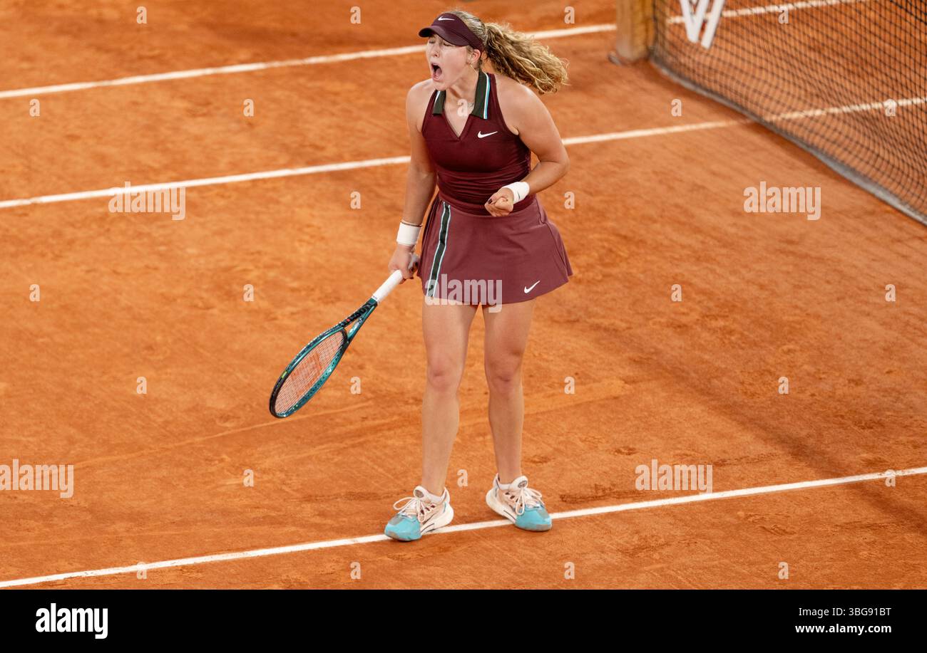Mirra Andreeva celebrates during her women’s singles quarter final