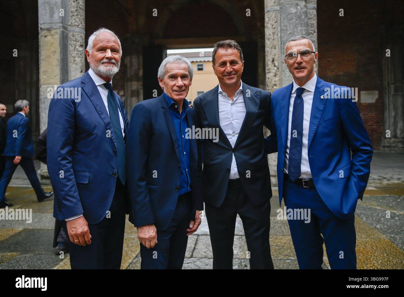 Aldo serena hi-res stock photography and images - Alamy, image size:1300x956