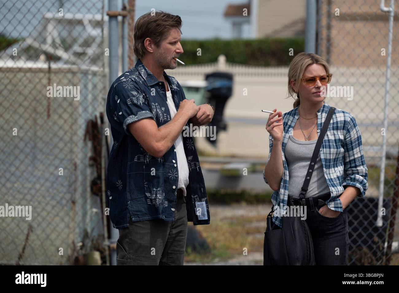 USA. Paul Sparks and Elizabeth Banks in (C)Amazon Prime Video new series:  The Better Sister (2025). Plot: Chloe navigates life with husband Adam and  son Ethan while her sister Nicky battles addiction.