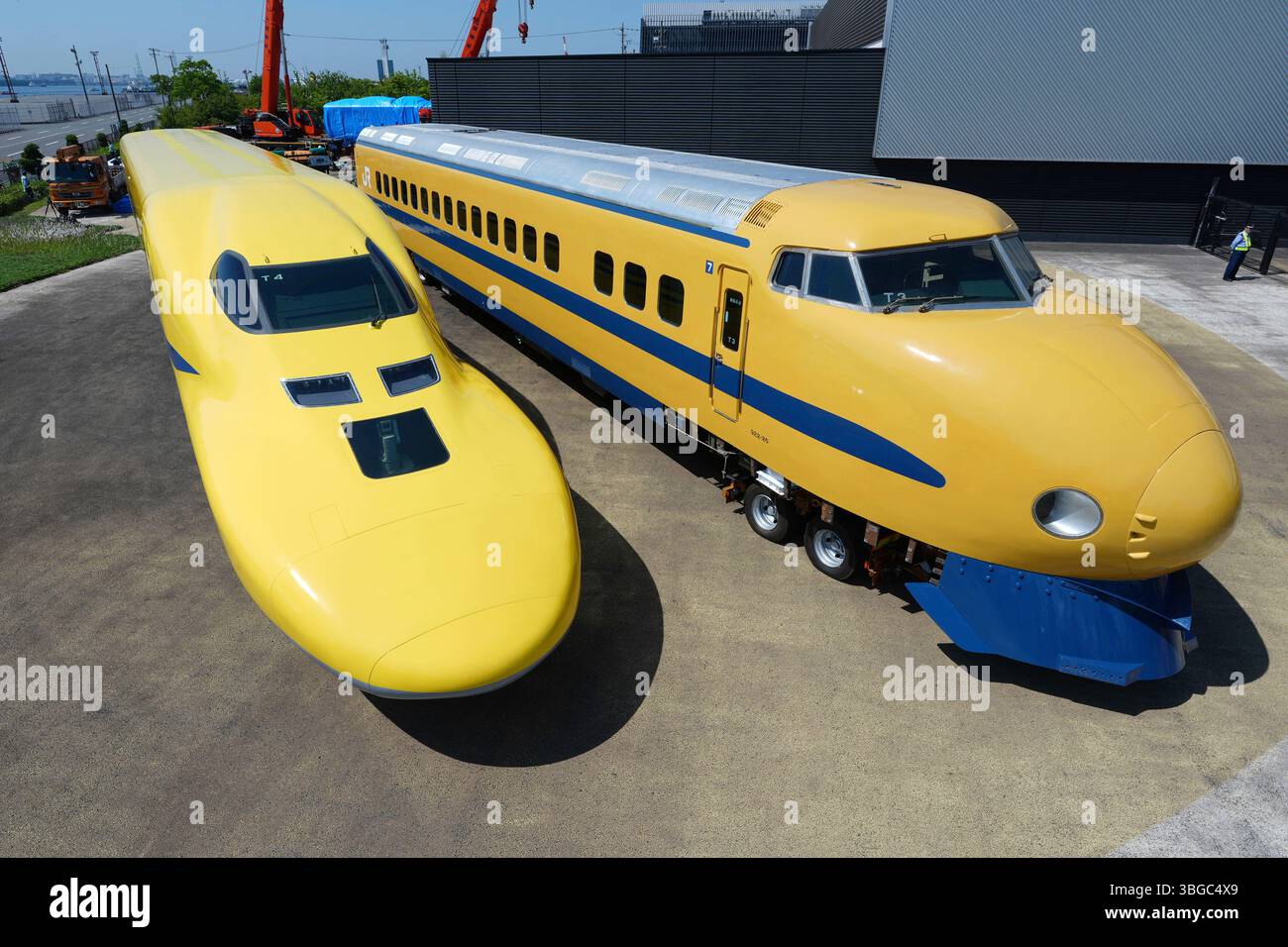 The T4 and T3 trains of Doctor Yellow Shinkansen were shown to the ...