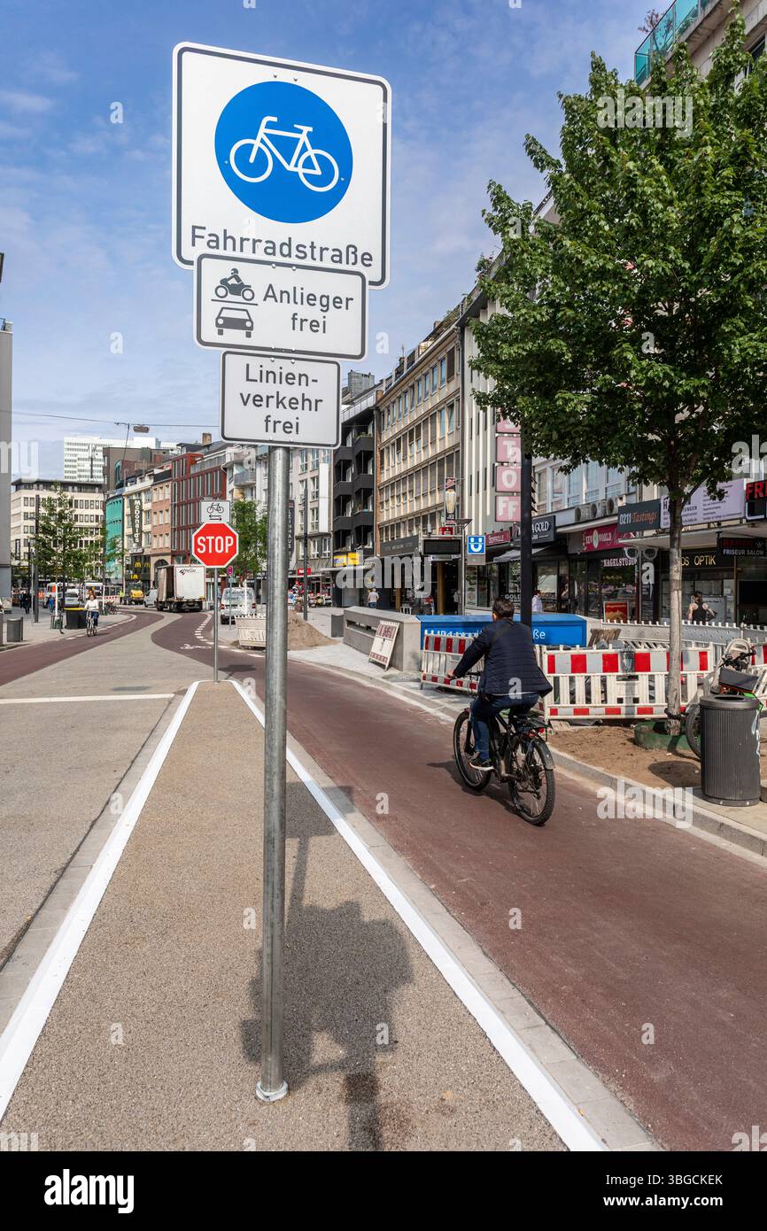 New bicycle street in Düsseldorf city centre, traffic turnaround Stock Photo
