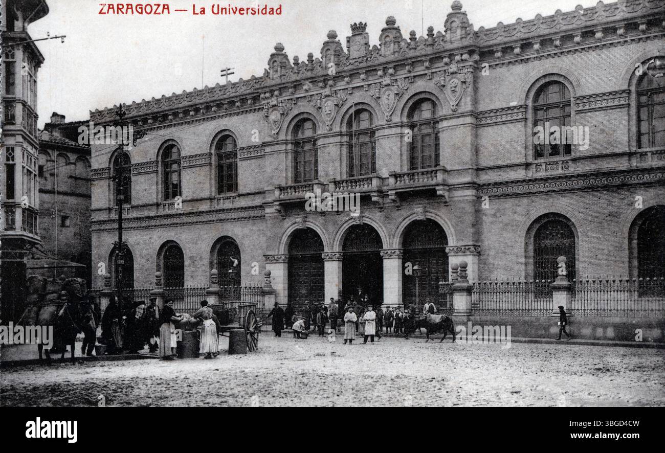 Zaragoza university hi-res stock photography and images - Alamy