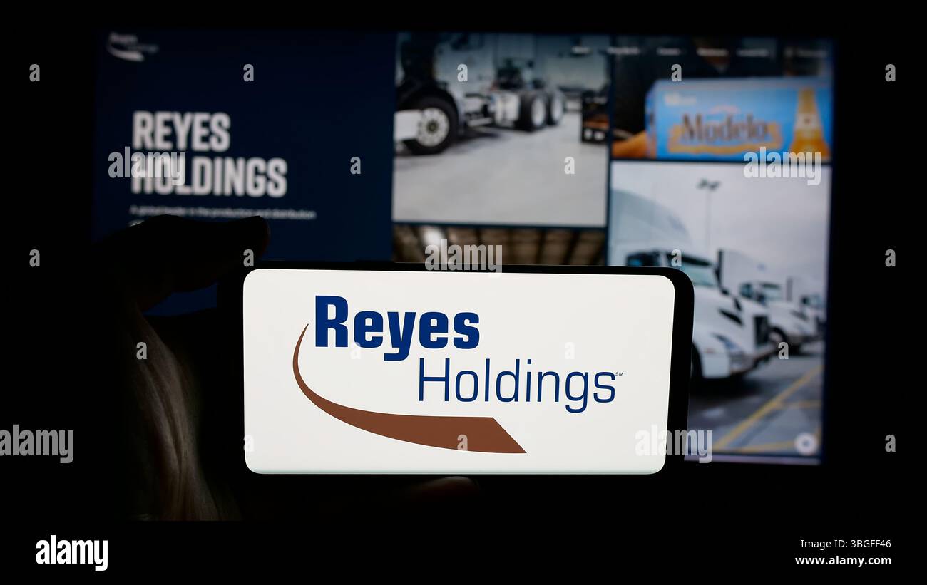 Reyes holdings llc hi-res stock photography and images - Alamy