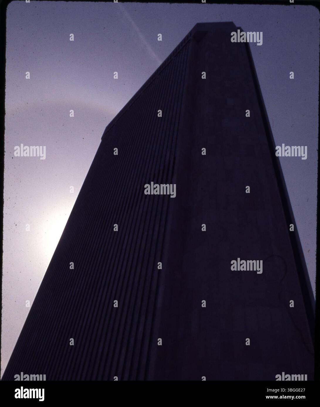 Photograph of the One Nationwide Plaza building located at 263 North ...
