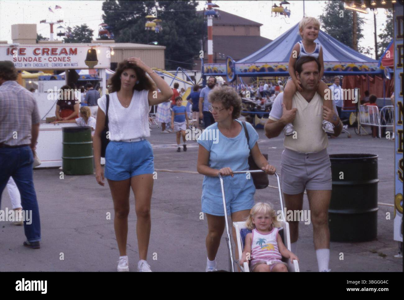 1980s ice cream stand hi-res stock photography and images - Alamy