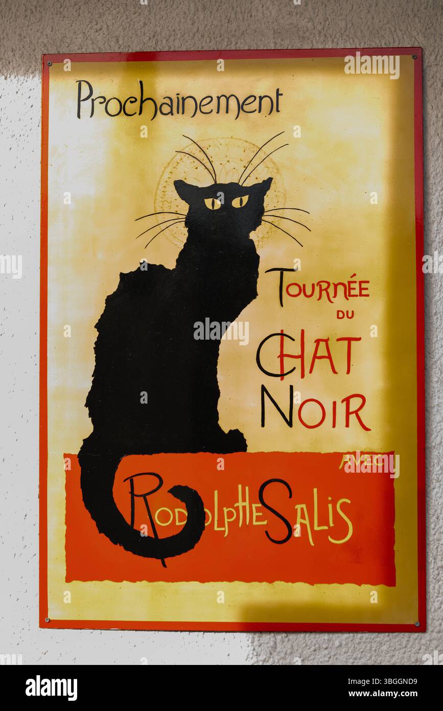 Tournee chat noir hi-res stock photography and images - Alamy