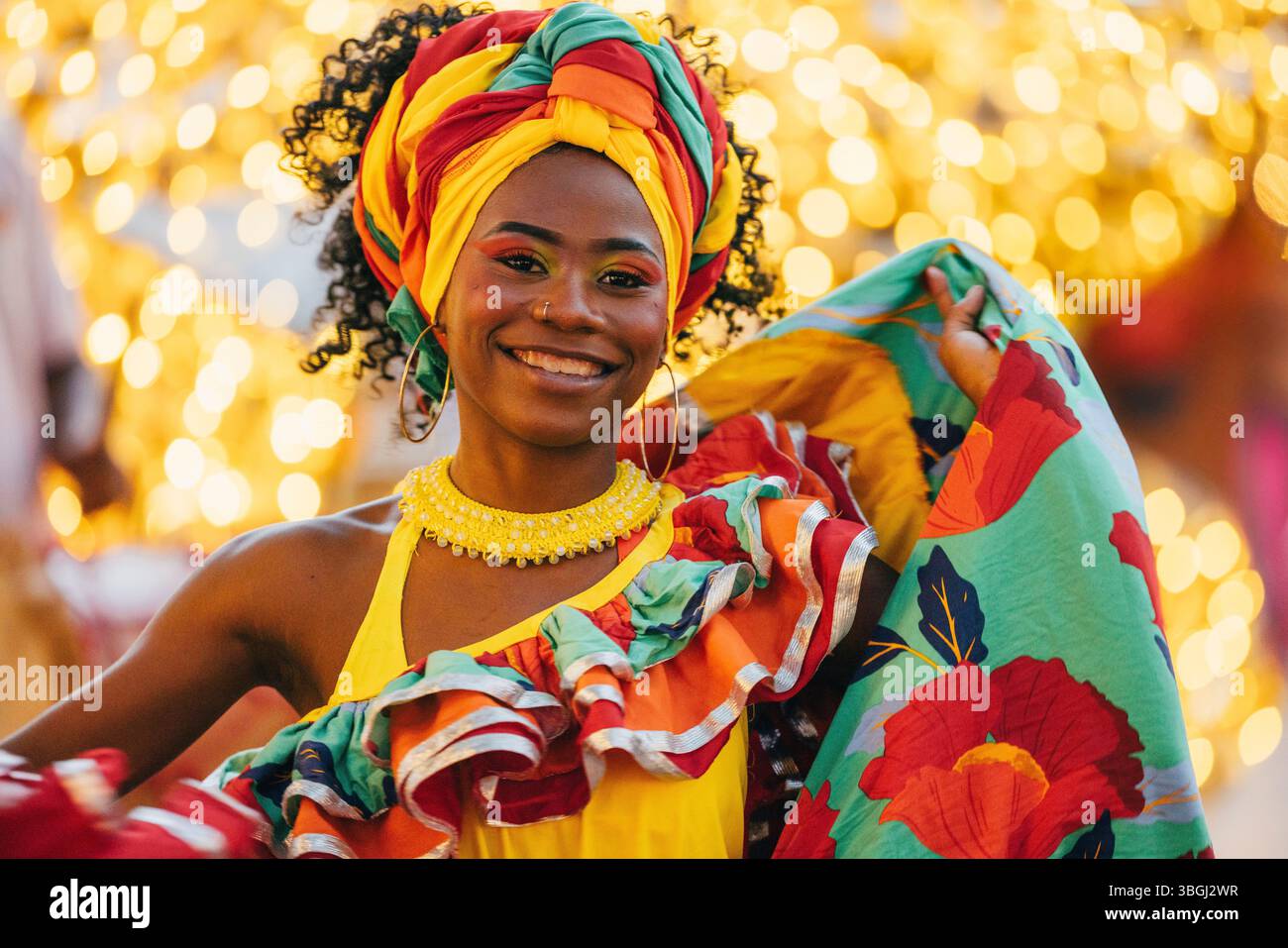 Dancing caribbean costumes hi-res stock photography and images - Alamy