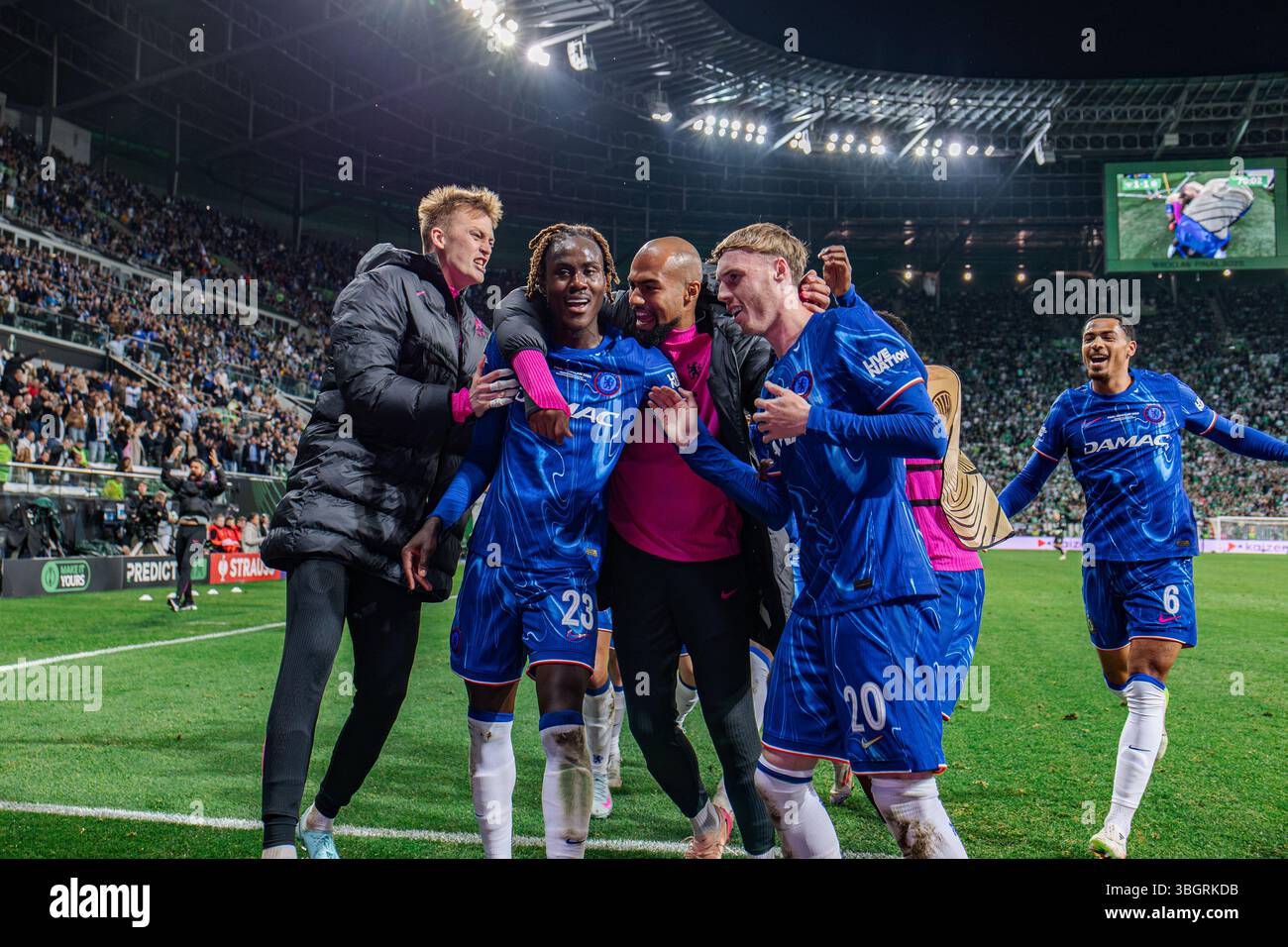 Wroclaw, Poland. 28th May, 2025. (L to R) Lucas Bergstrom, Trevoh ...