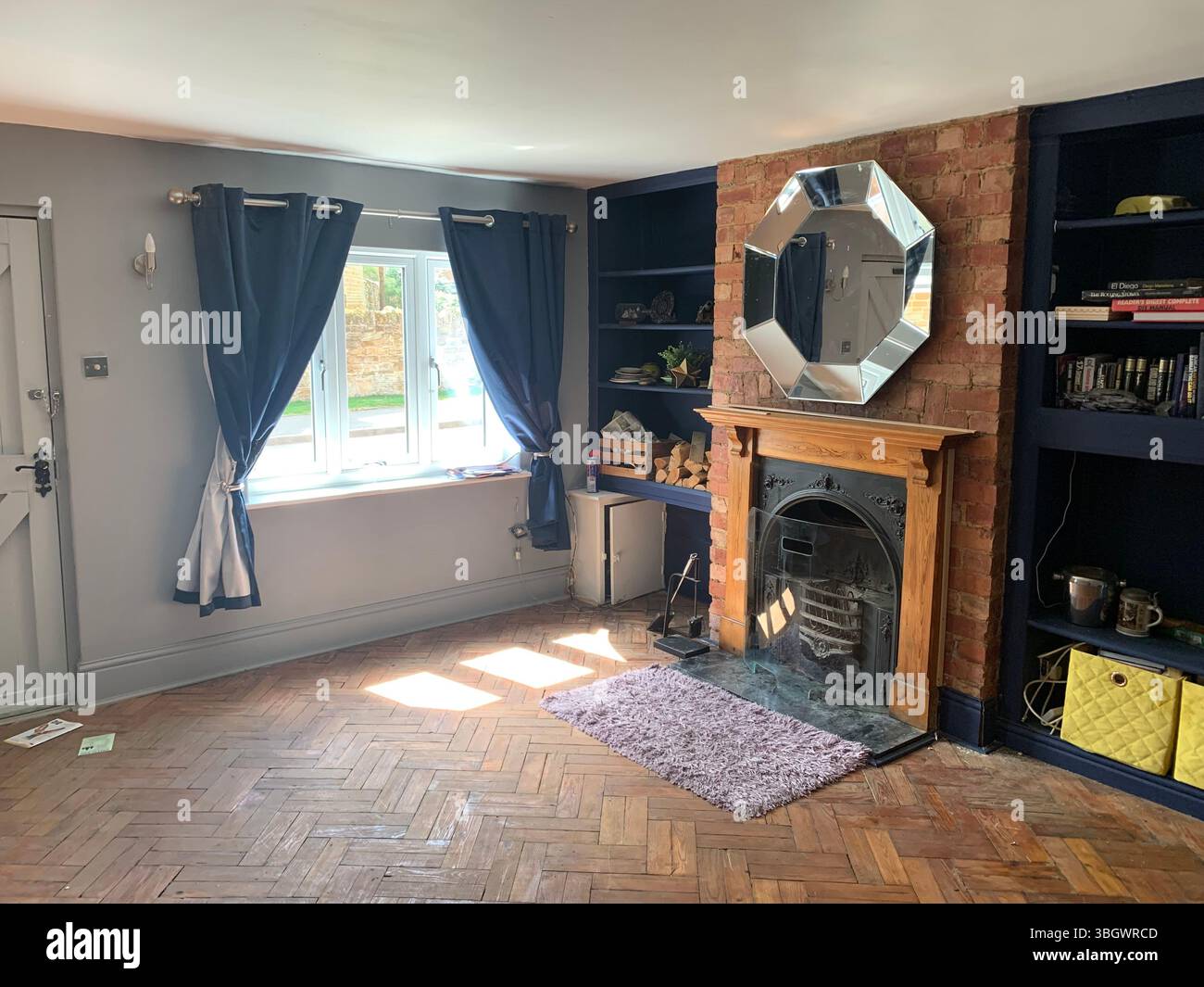 Cottage in Harpole Northampton Northamptonshire stone building small old history historic place building ancient residence Faulkner family home garden - Smartphone Captured Stock Image