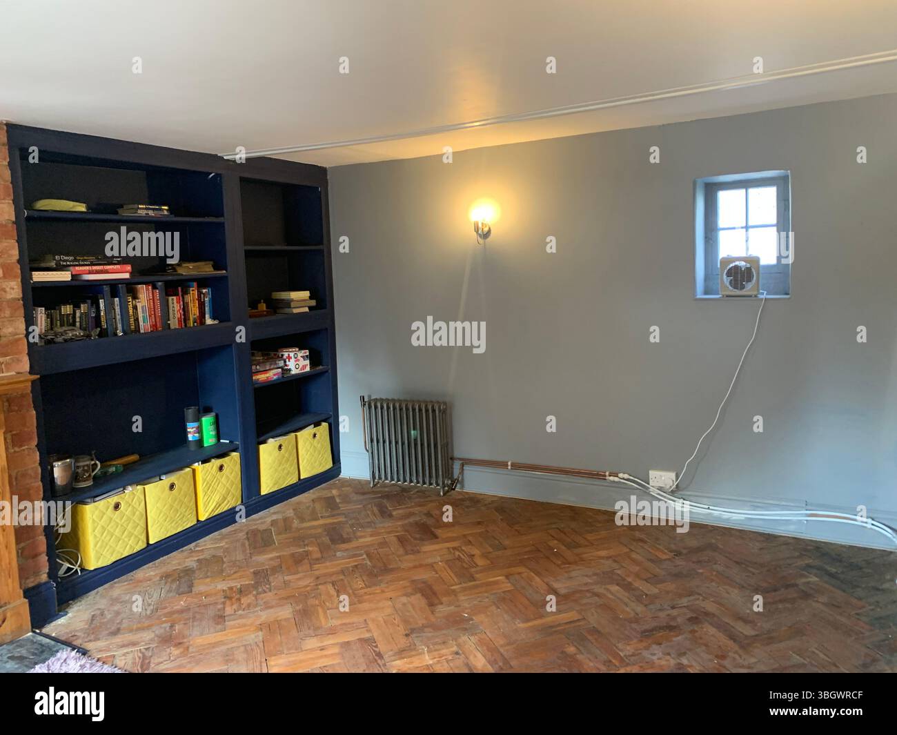 Cottage in Harpole Northampton Northamptonshire stone building small old history historic place building ancient residence Faulkner family home garden - Smartphone Captured Stock Image