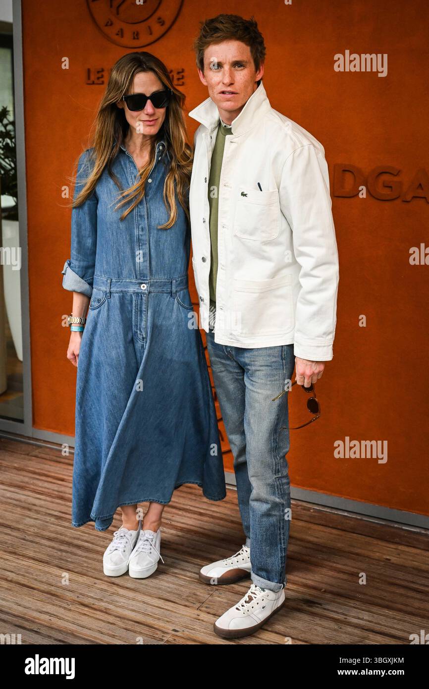 Eddie redmayne and wife hi-res stock photography and images - Alamy