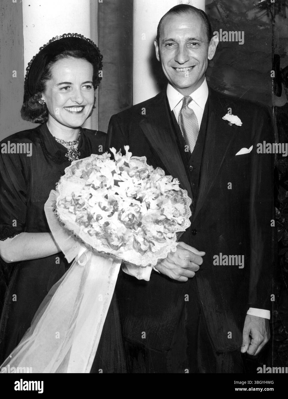 Louise hopkins hi-res stock photography and images - Alamy, image size:1004x1390