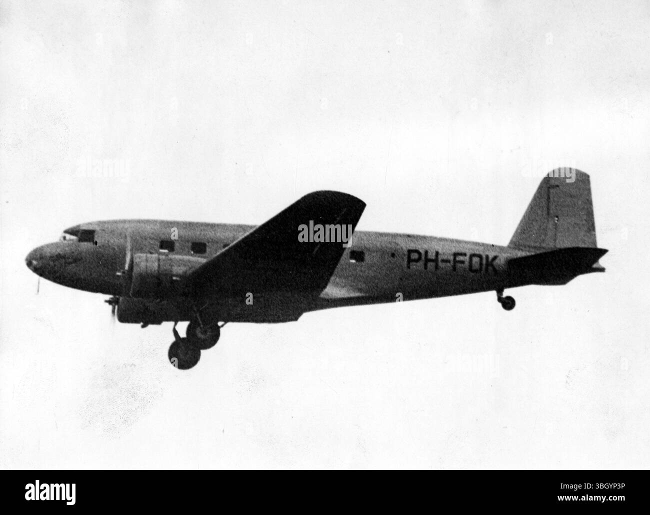 The first of the new Douglas ' flying hotel ' airliners for the new service from London to Paris by London Continental Airways in flight at Gravesend Stock Photo