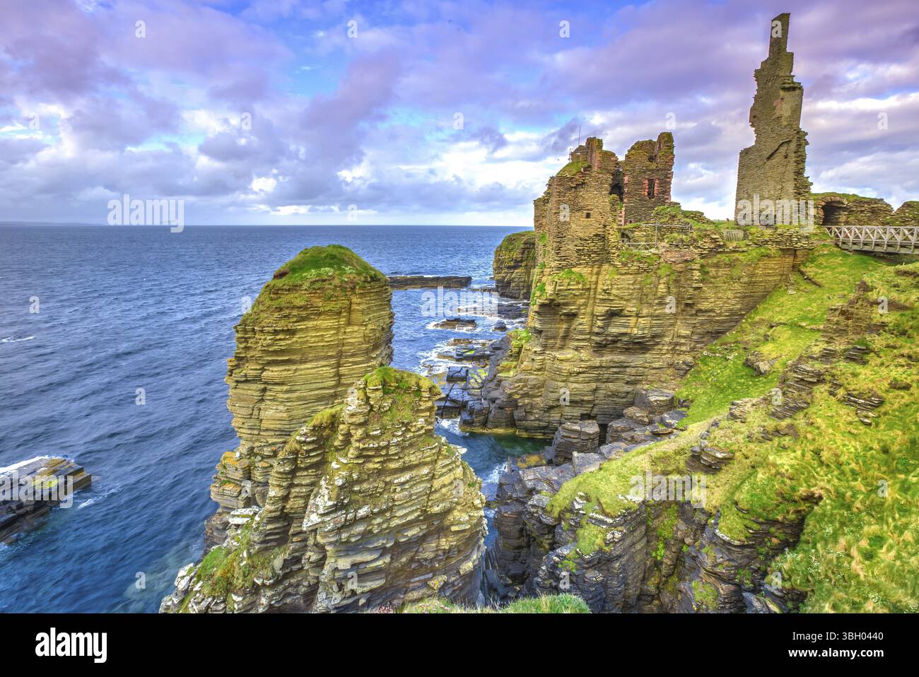 Castle Sinclair Girnigoe from Sinclair's Bay. The medieval and ...